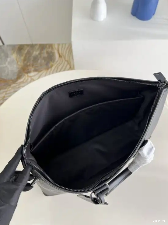 LOCK VUITTON IT LOUIS TOTE 0630
